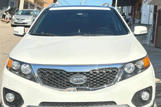 KIA SORENTO 3.5 V6 GASOLINA EX 7L 4WD AUTOMÁTICO KIA SORENTO 3.5 V6 GASOLINA EX 7L 4WD AUTOMÁTICO